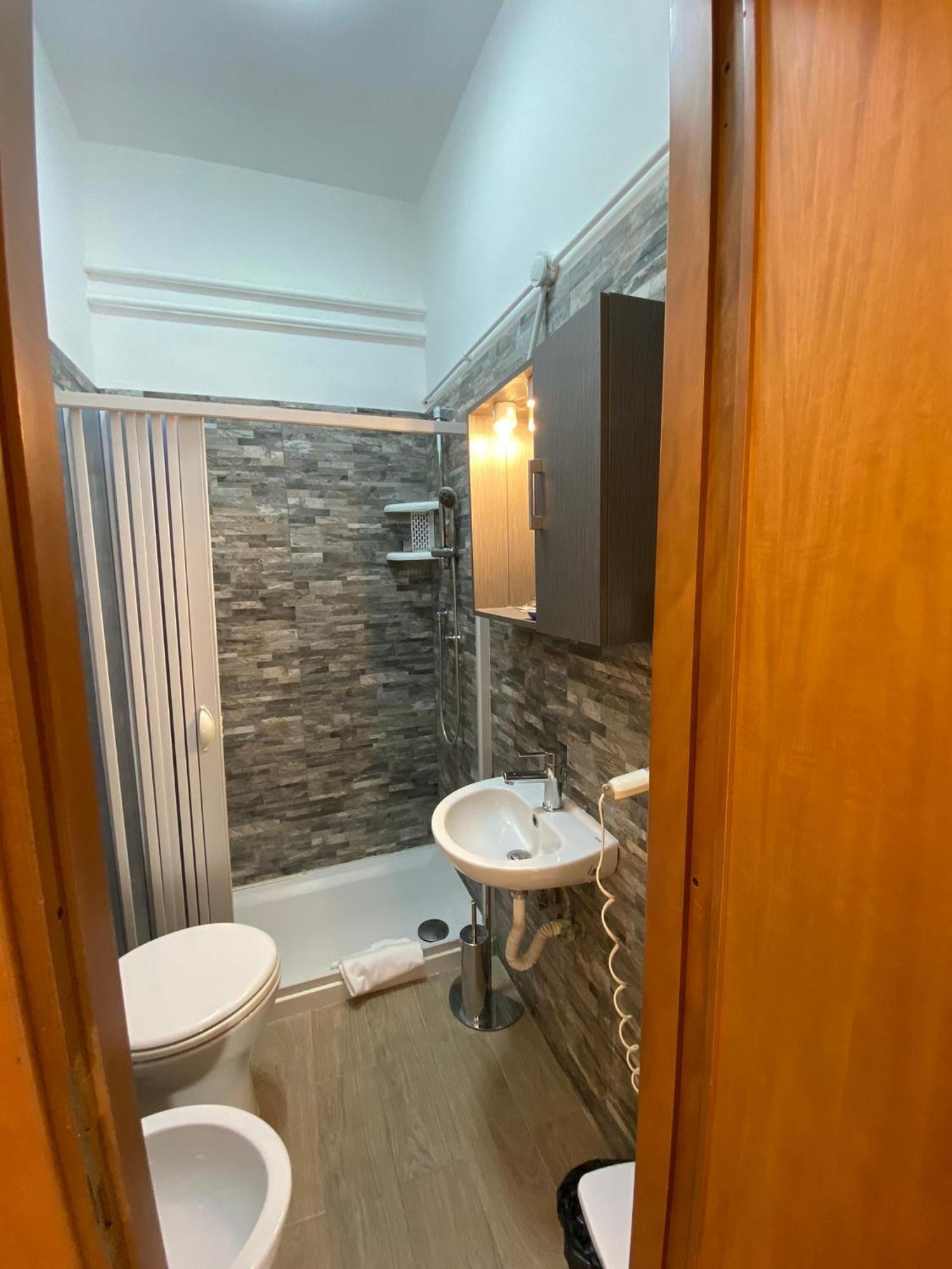 Albergo Athena Рим Екстериор снимка